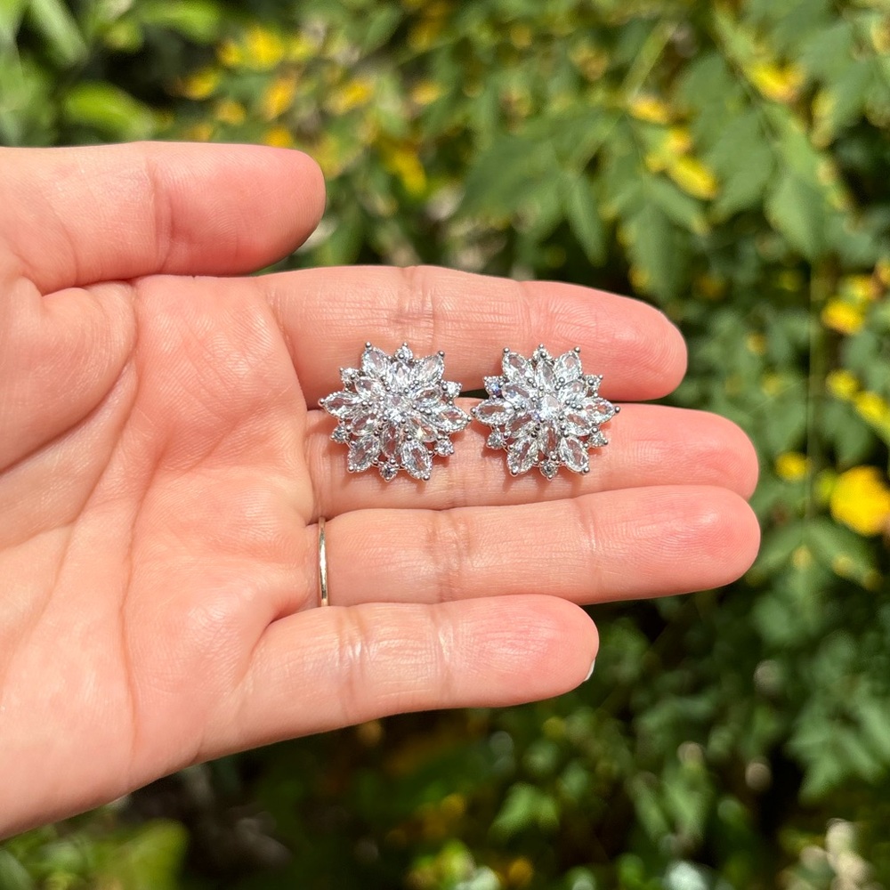 18K White Gold Plated Stainless Steel Diamond Flower Earrings